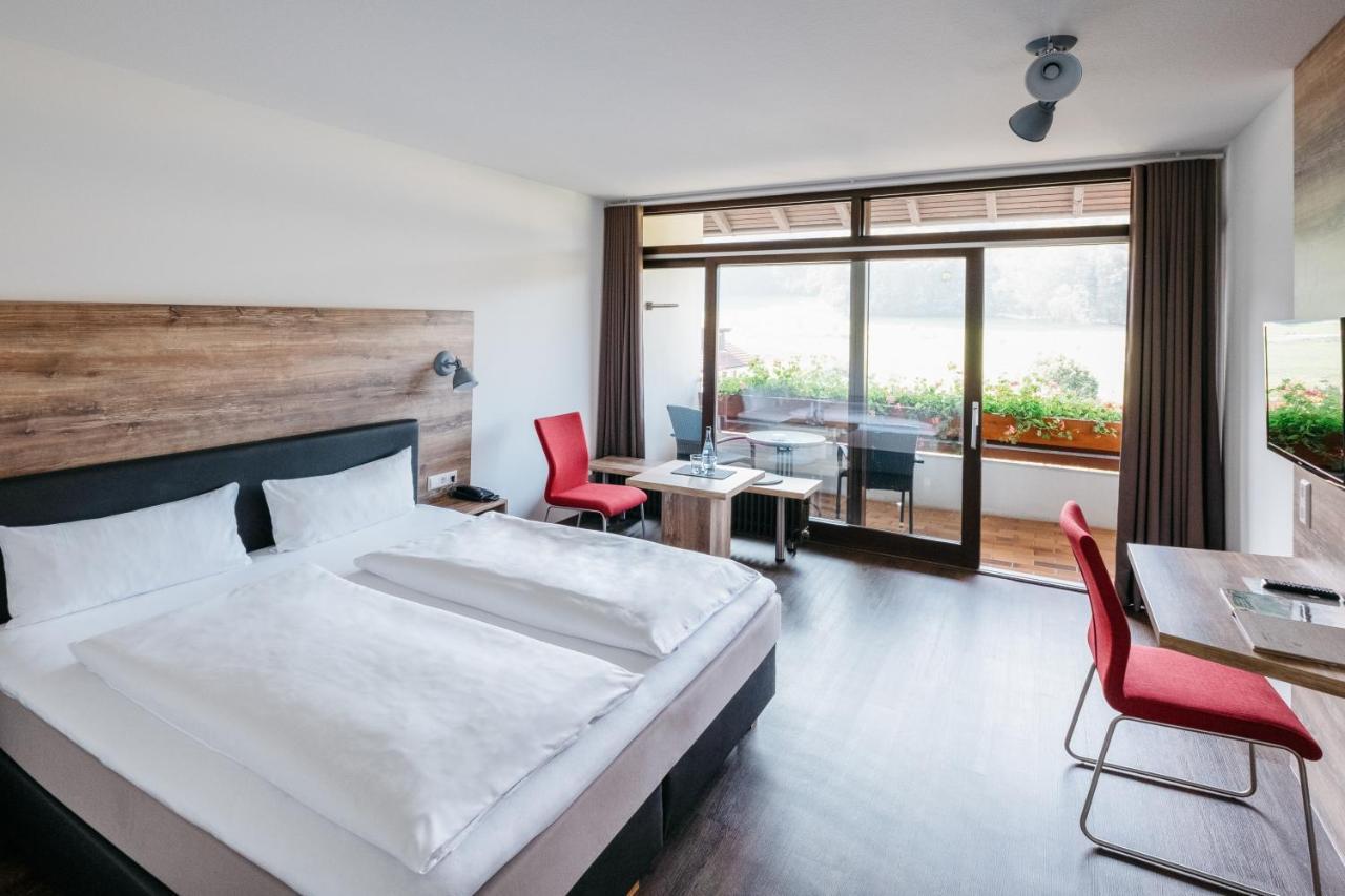 Restaurant & Landhotel Winter Gomadingen ภายนอก รูปภาพ