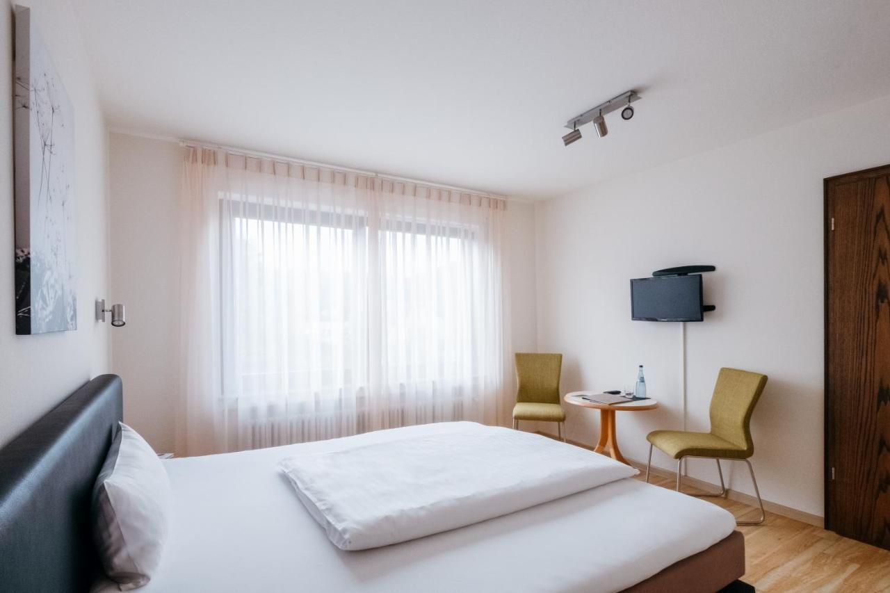 Restaurant & Landhotel Winter Gomadingen ภายนอก รูปภาพ